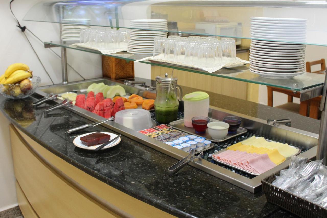 Onix Hotel 阿西斯 外观 照片